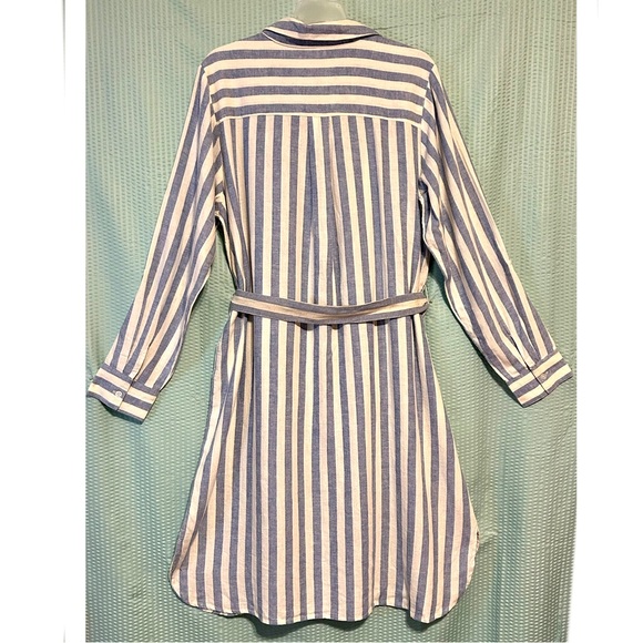 NWT Joan Rivers Blue and White Shirt Dress- Medium - Picture 11 of 11